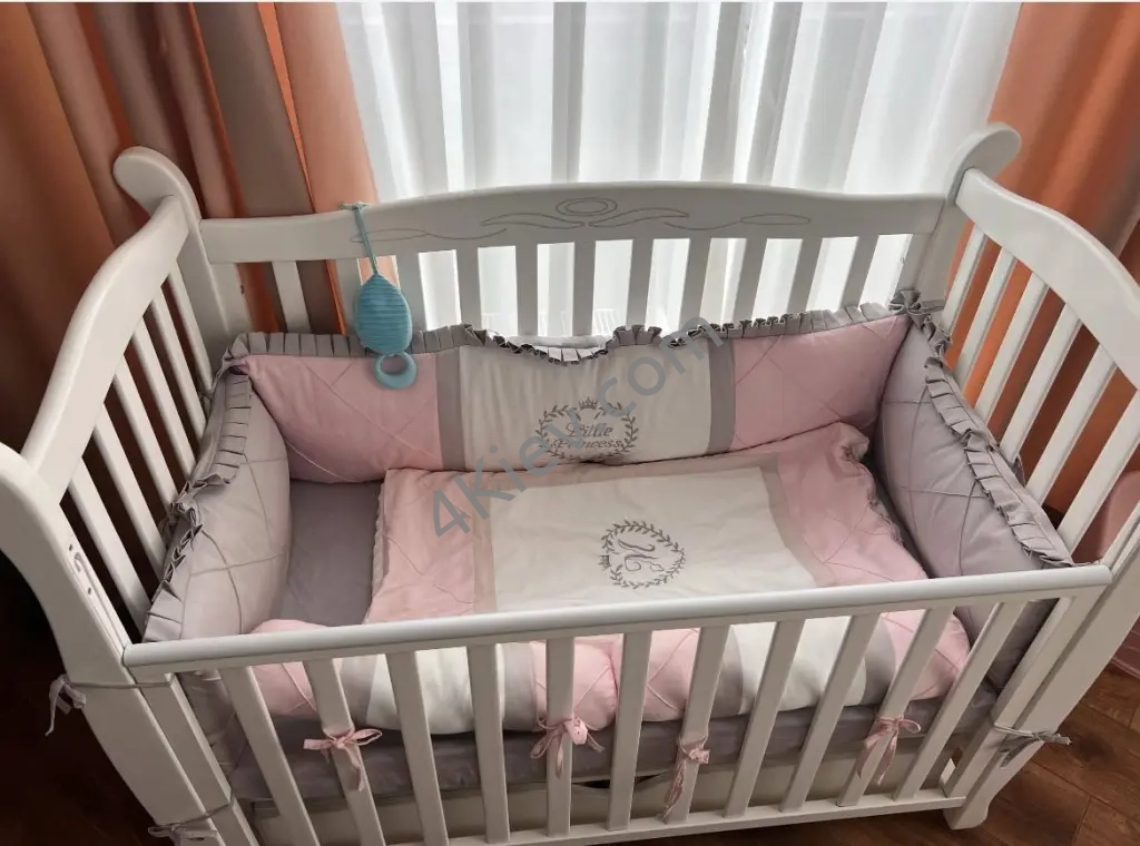 Продам дерев’яне дитяче ліжечко