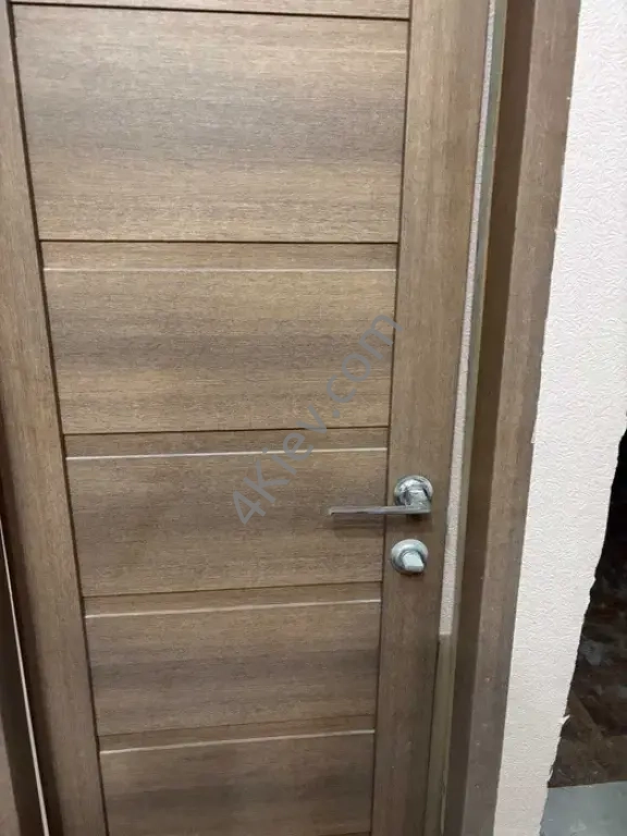 Продам двері міжкімнатні