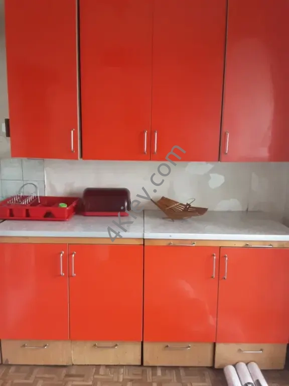 Продаю кухню пластиковое покрытие