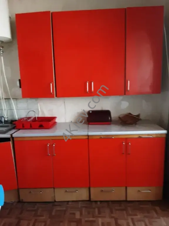 Продаю кухню пластиковое покрытие