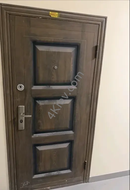 двері вхідні від забудовника