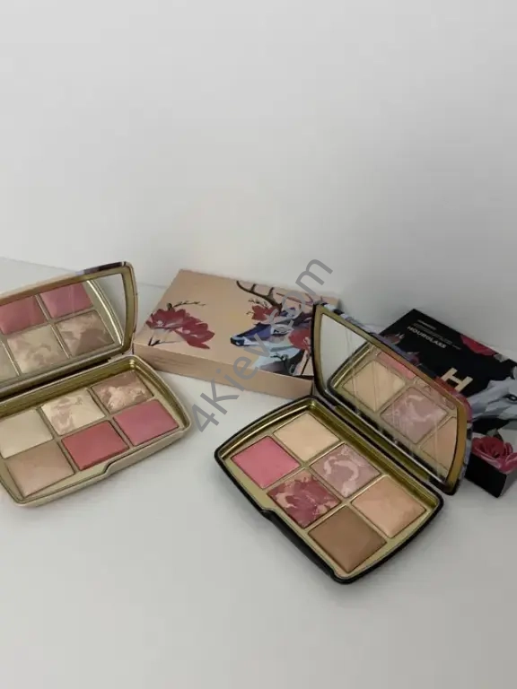 Hourglass palette, Палетка Hourglass