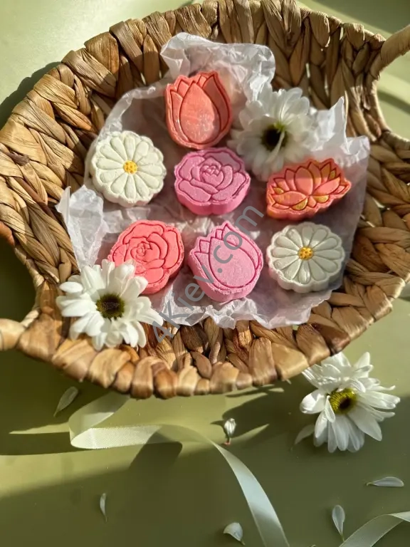 Пінна для ванни ручної роботи