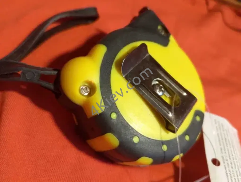 Рулетка будівельна 3 м