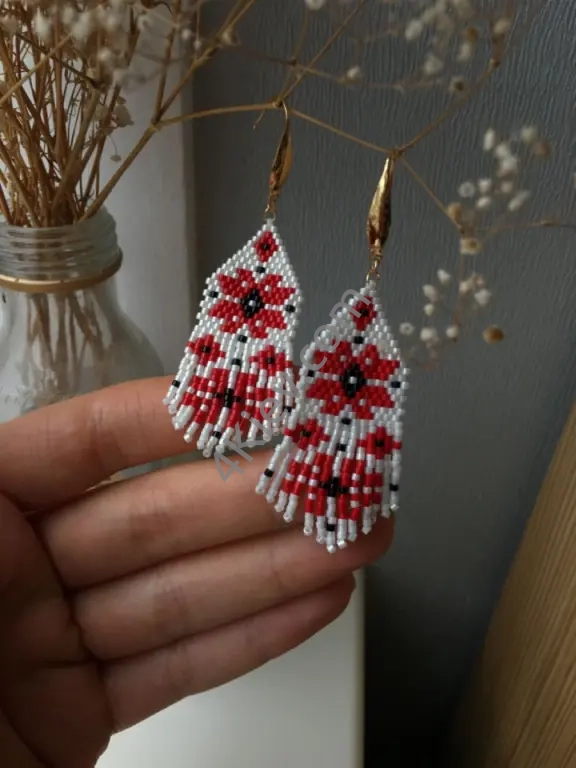 Сережки з бісеру