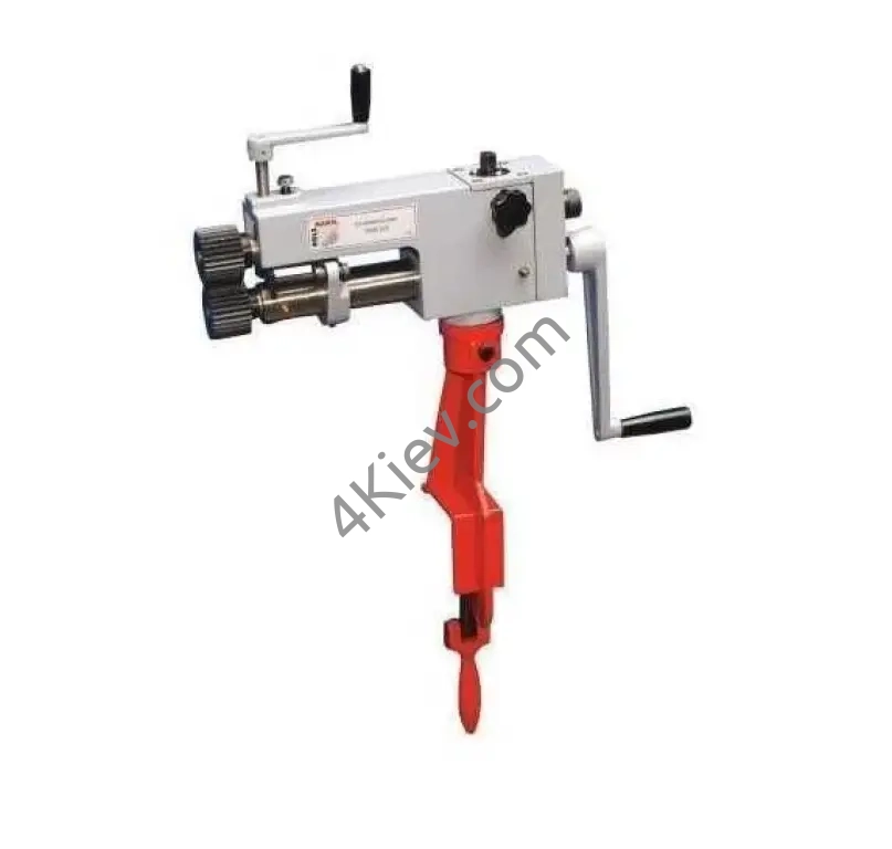 Ручний відбортовочний верстат