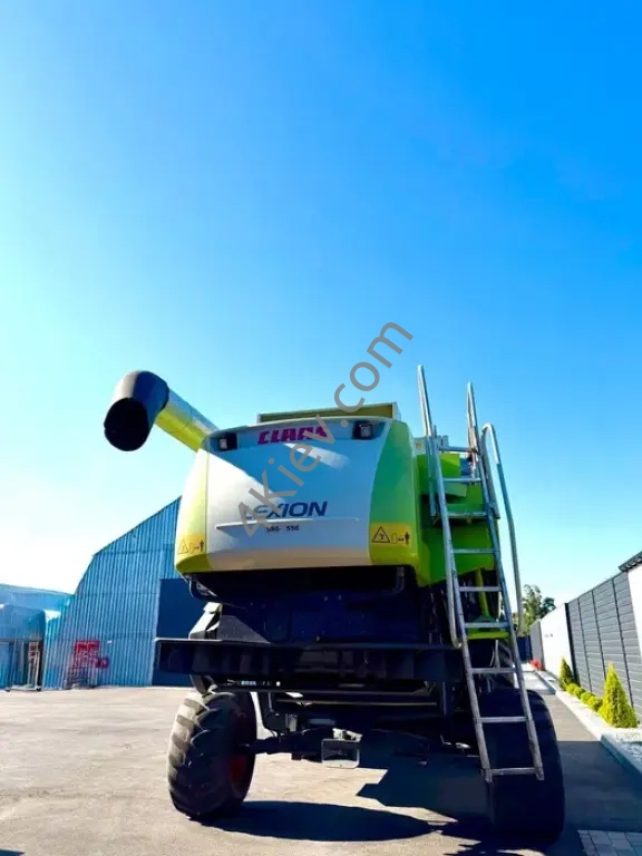 Зернозбиральний комбайн Claas Lexion 580