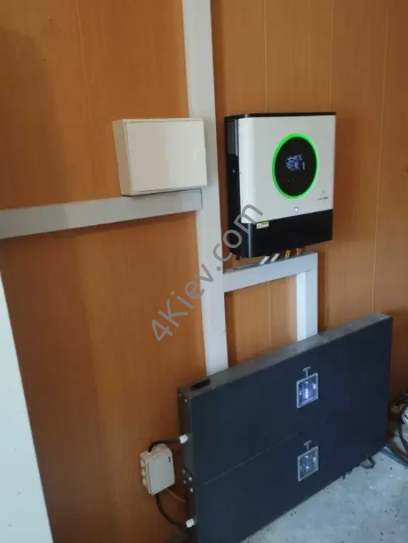 Гібридний сонячний інвертор Axioma Energy ISMPPT BFP 11000 + АКБ 22kW