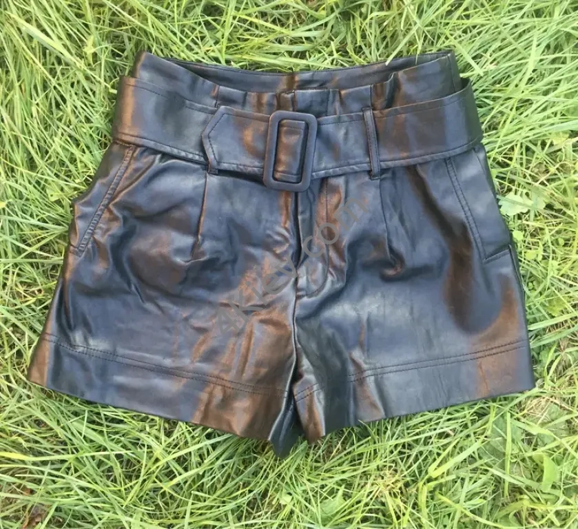 Шорты кожаные Zara размер S