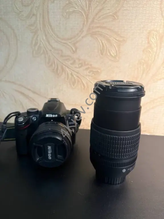 Фотоапарат Nikon D5000 + 2 об’єктиви Nikkor, зарядний пристрій і чохол