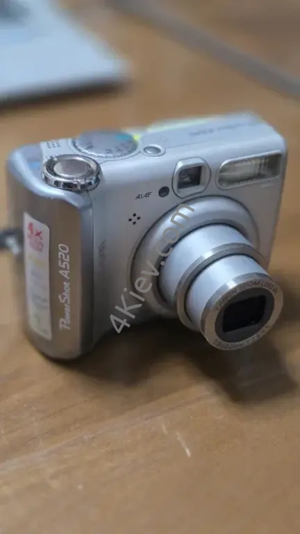 Фотоапарат CANON PowerShot A520