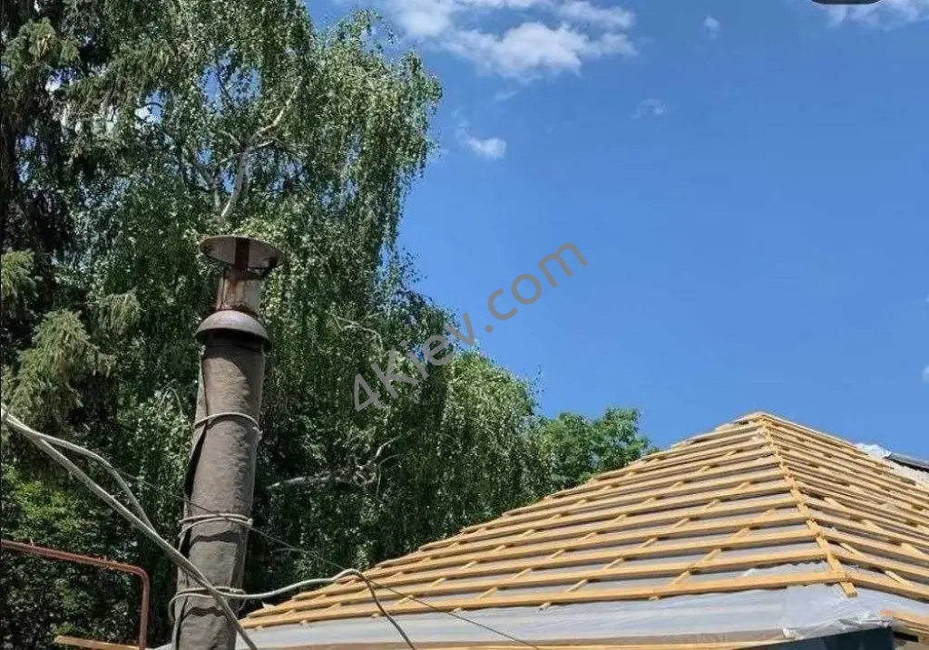 Будівництво даху котеджу. ДОСВІДЧЕНІ МАЙСТРИ. Покрівельні роботи
