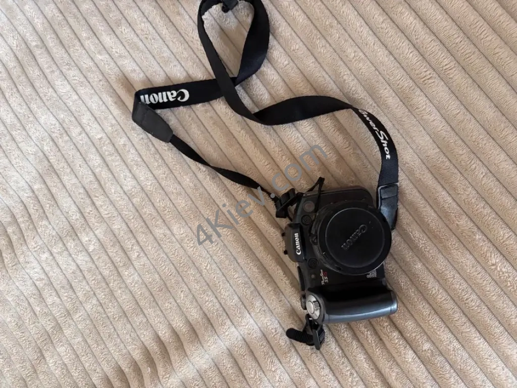 Цифровий фотоапарат Canon