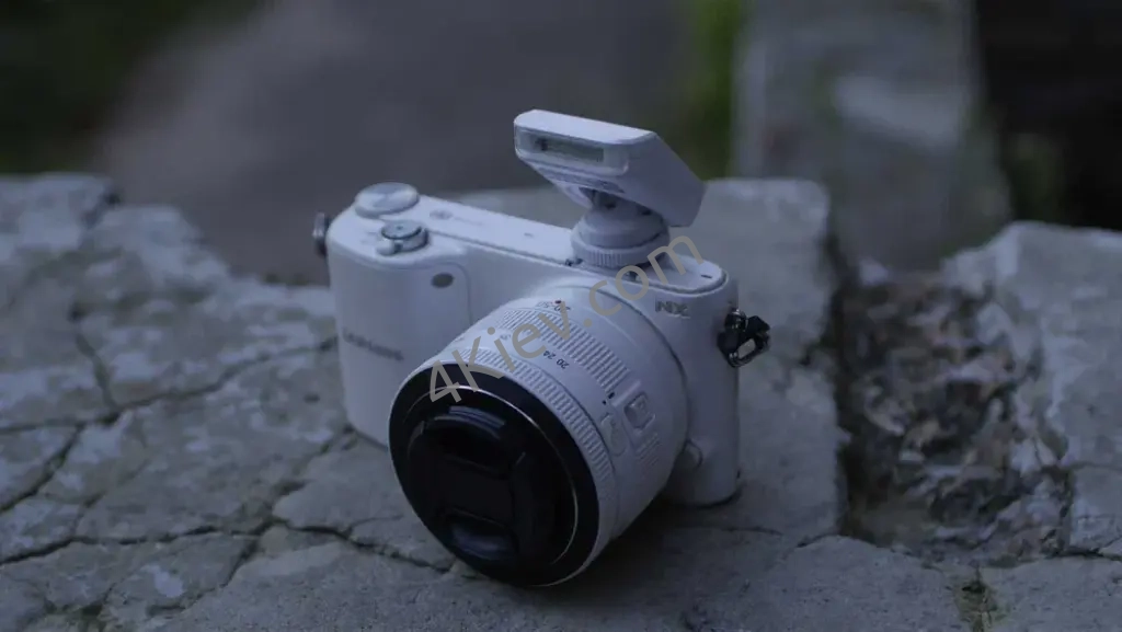 Фотоапарат Samsung NX2000
