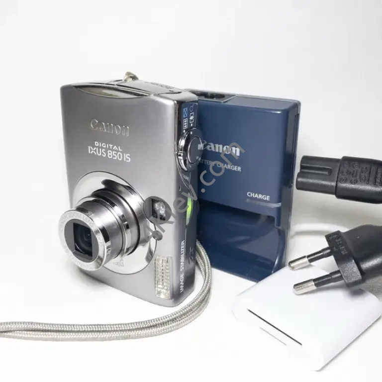 Фотоапарат Canon ixus 850 is робочий