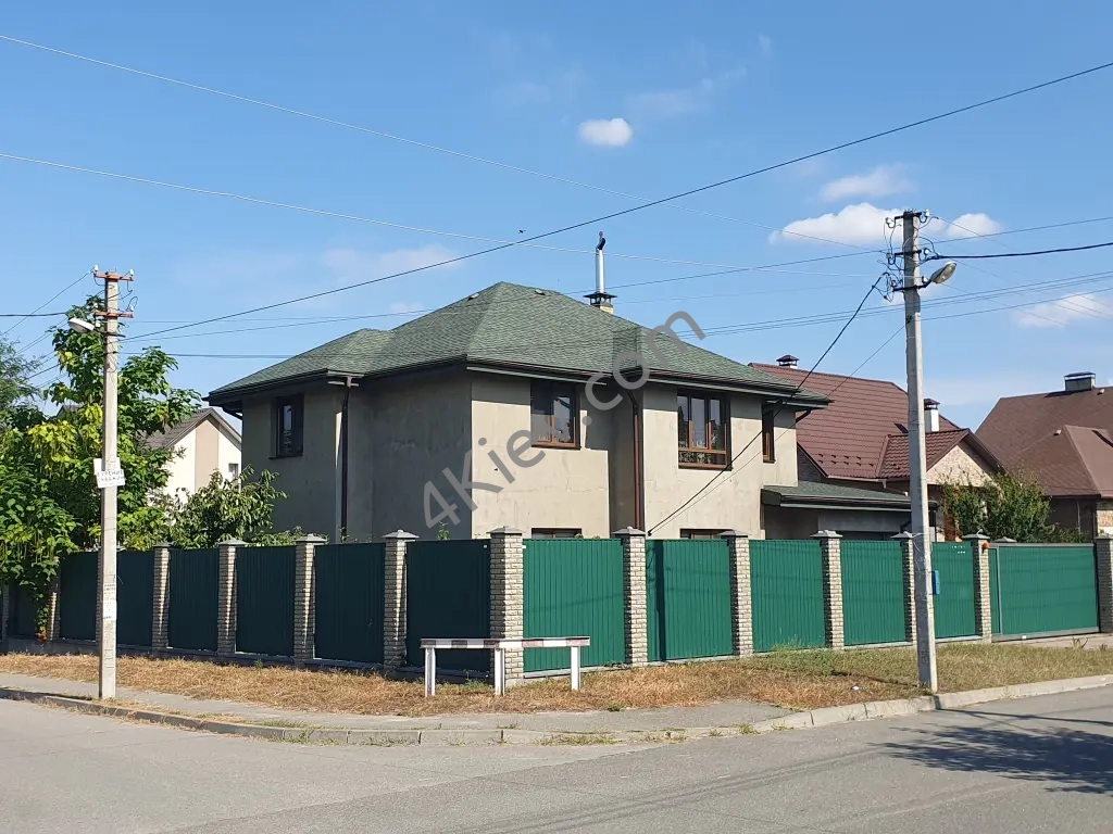 м. Буча, продаж будинку з ремонтом та меблями