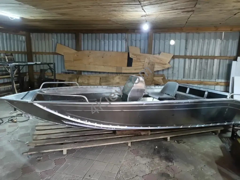 Човен з алюмінію АМГ‑5