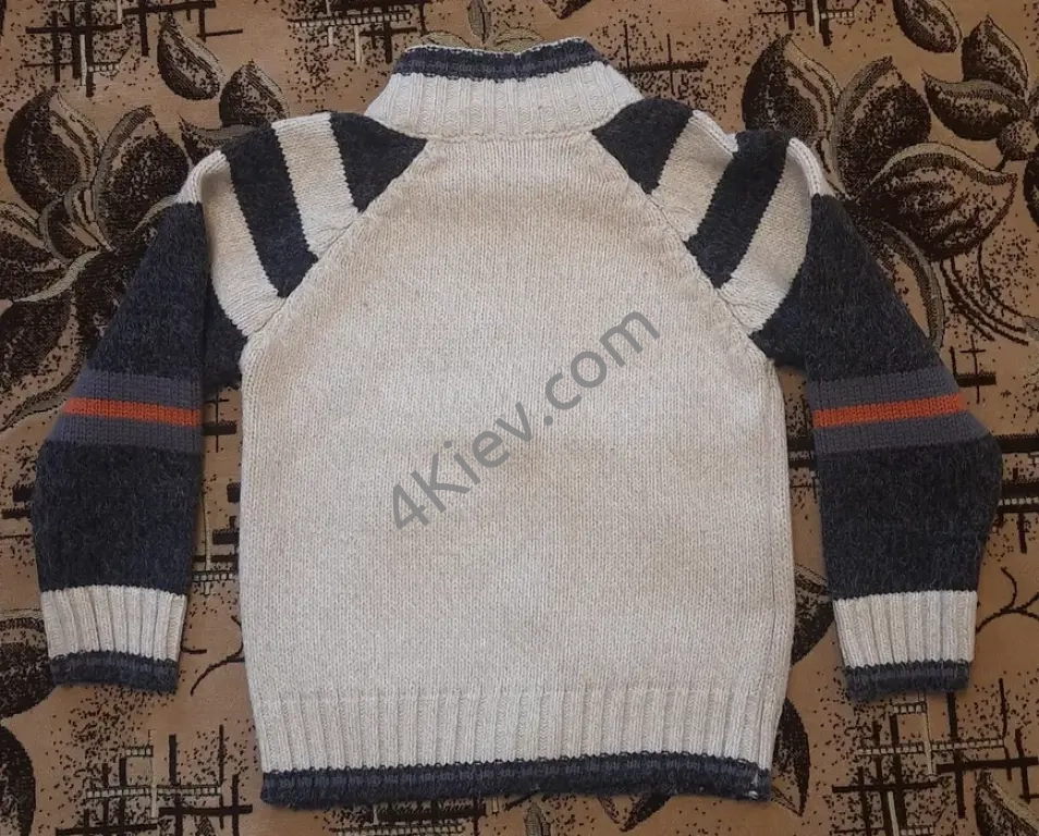 Кофти теплі на хлопчика 3-4 років 98-104