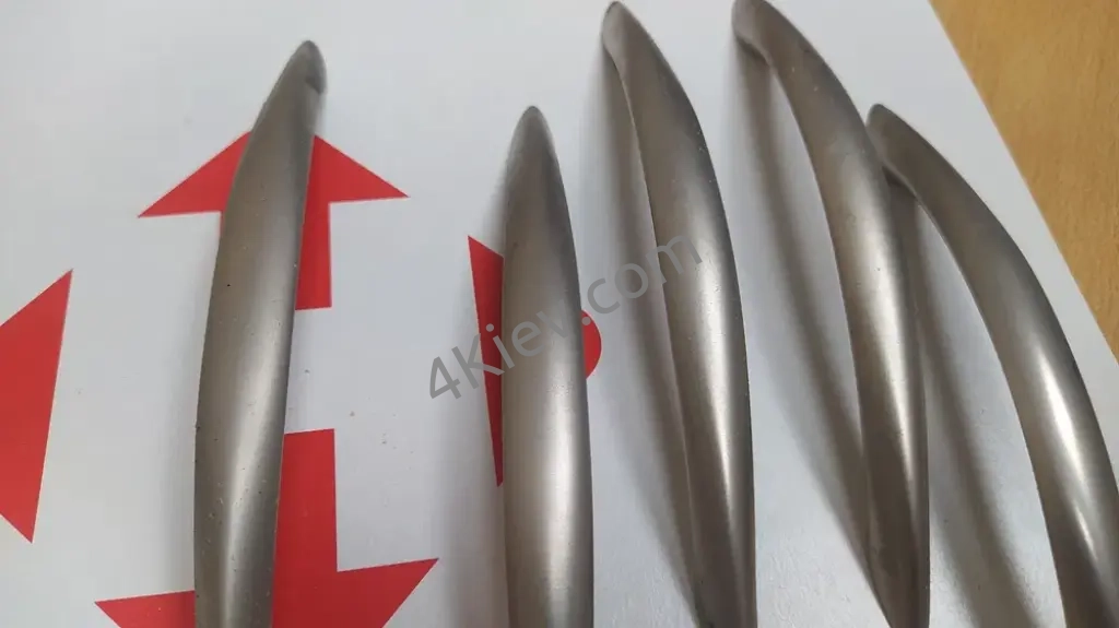 Меблеві ручки