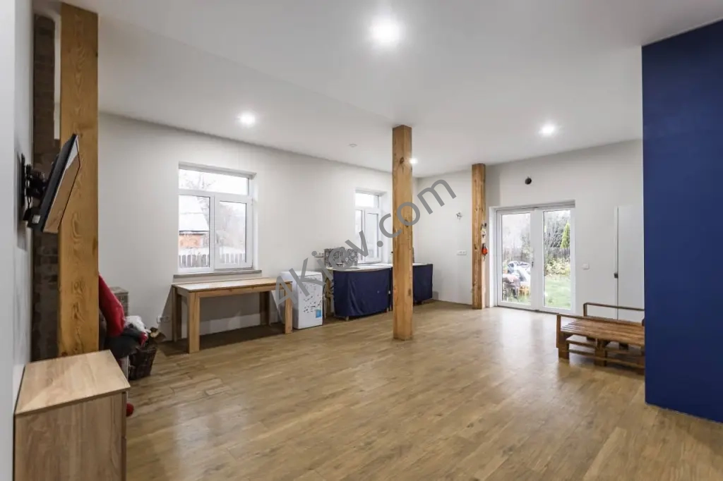 Продаж автономного будинку (електрика + піч, газ по ділянці)