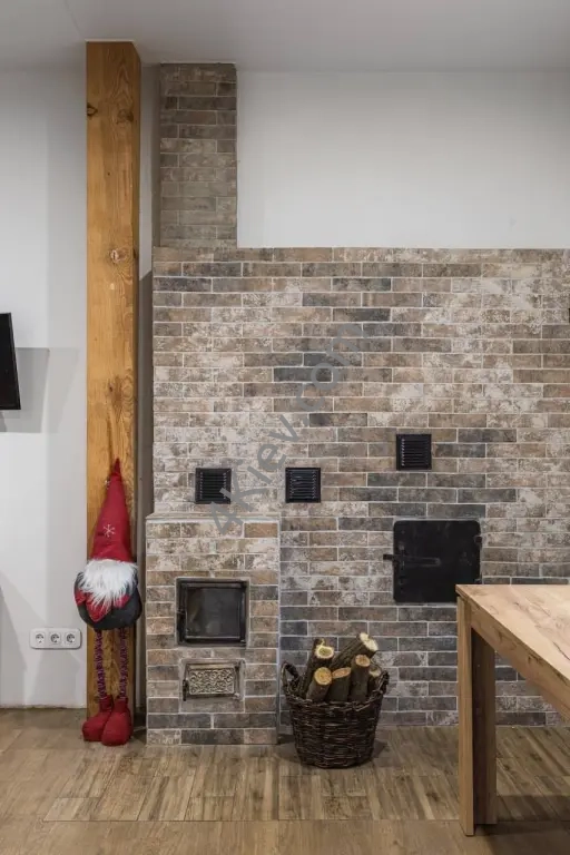 Продаж автономного будинку (електрика + піч, газ по ділянці)