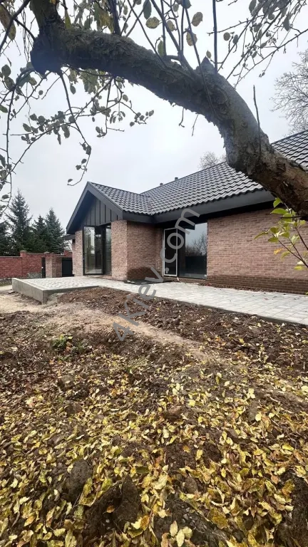 Новий сучасний одноповерховий будинок у Гореничах