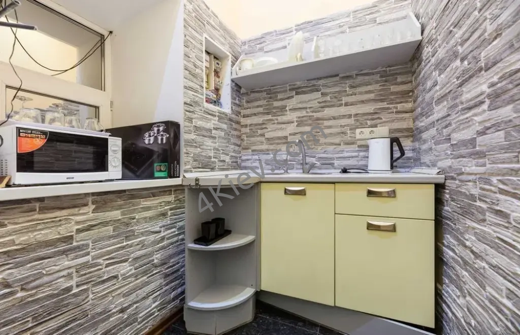 5к Центр Шота Руставелі квартира подобово Метро Палац Спорту