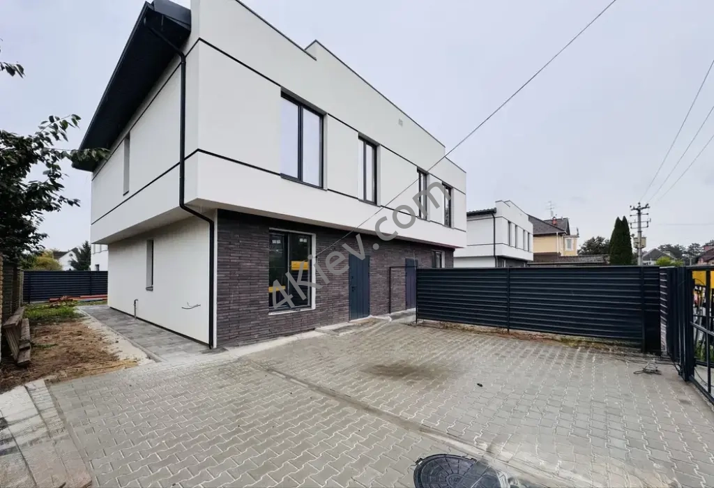 ГАЗифікований дуплекс 120 м² + 2,3 сотки — від забудовника