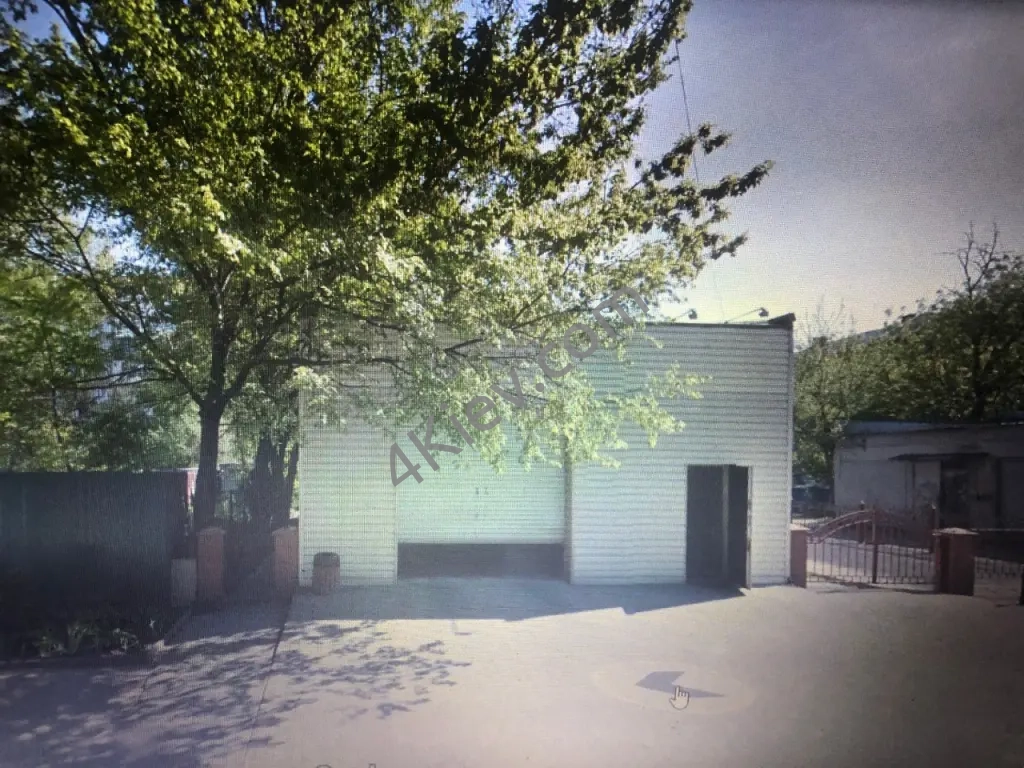 Подільський район. Вул. Копилівська. Будівля 122 кв.м., земельна ділянка 192кв.м