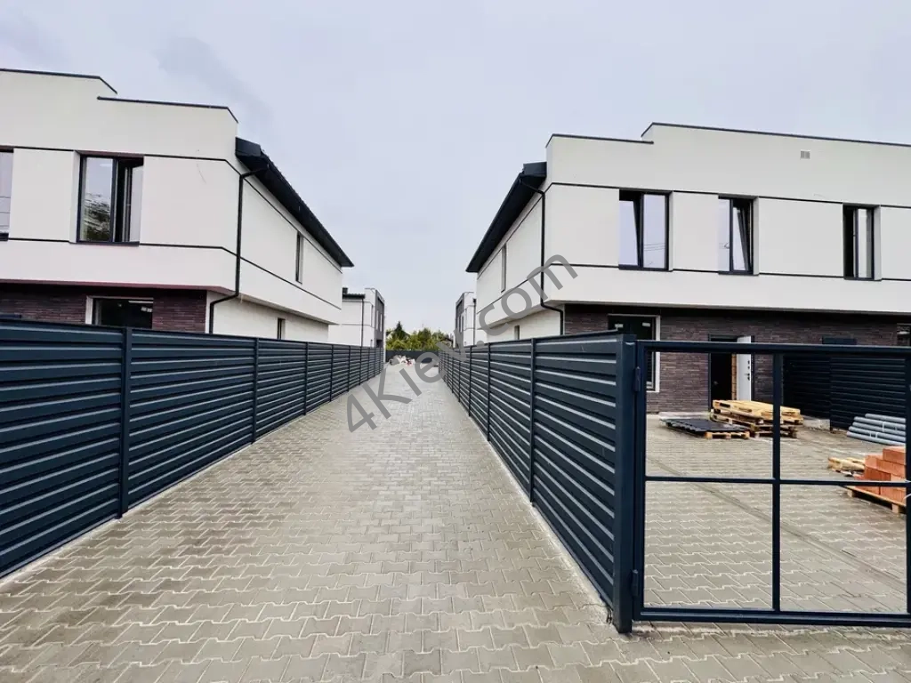 ГАЗифікований дуплекс 120 м² + 2,3 сотки — від забудовника