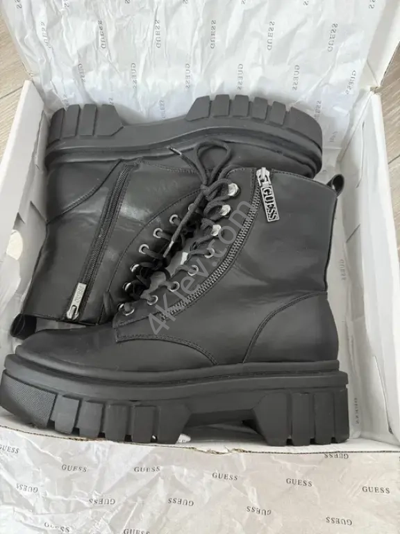 Женские ботинки высокие Guess оригинал! Черные
