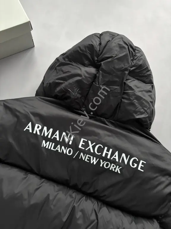 Armani Exchange Пуховик