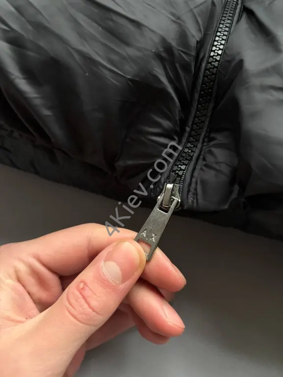 Armani Exchange Пуховик