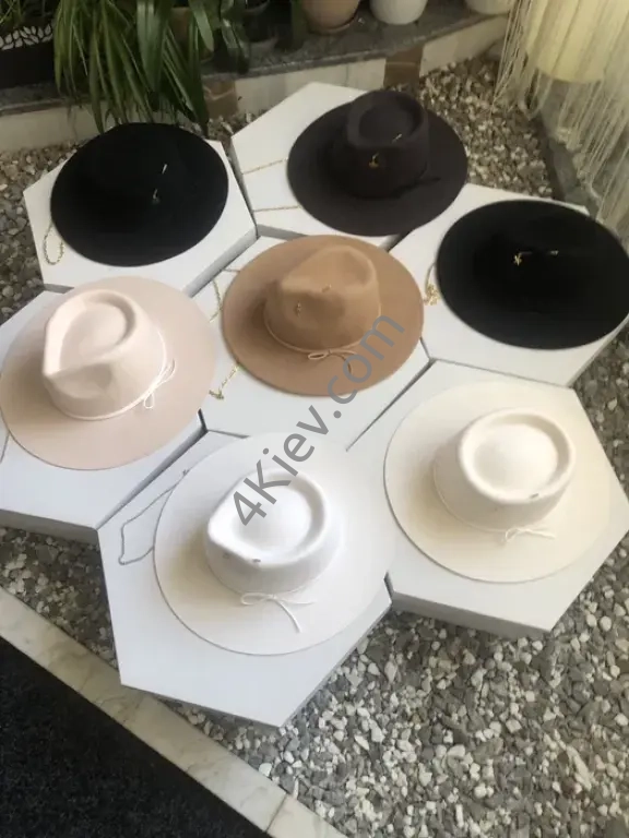 Капелюх з натурального фетру в асортименті