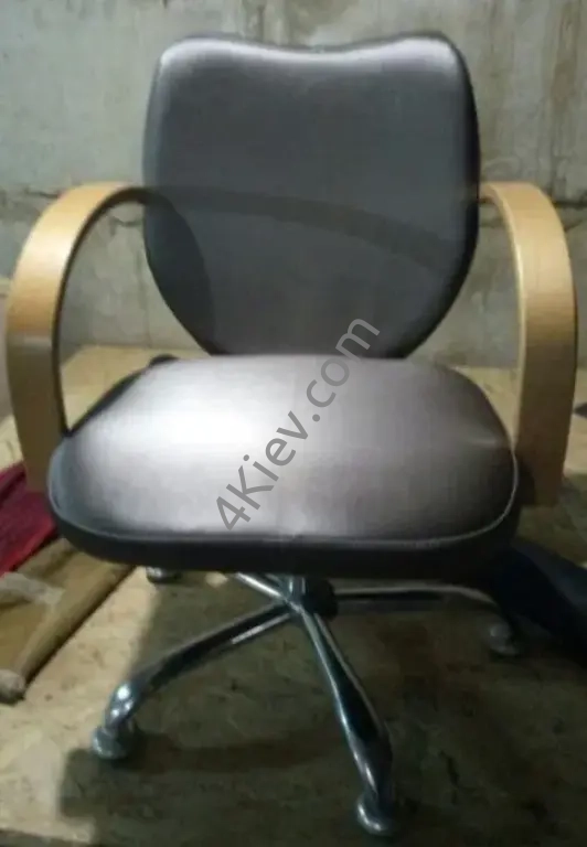 Перетяжка та Ремонт Мяких меблів , Якісно та Недорого