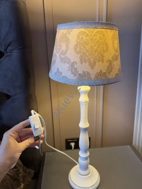 Настільна лампа-торшер