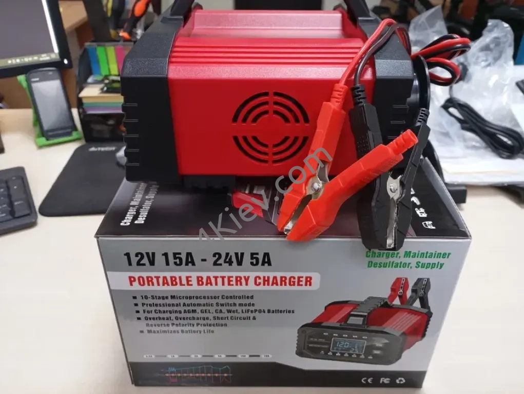 Імпульсний зарядний пристрій Foxsur 12V- 15 A