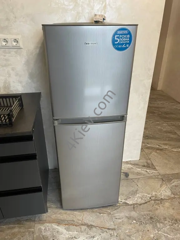 Продаж холодильника