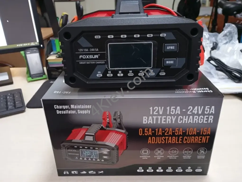 Імпульсний зарядний пристрій Foxsur 12V- 15 A