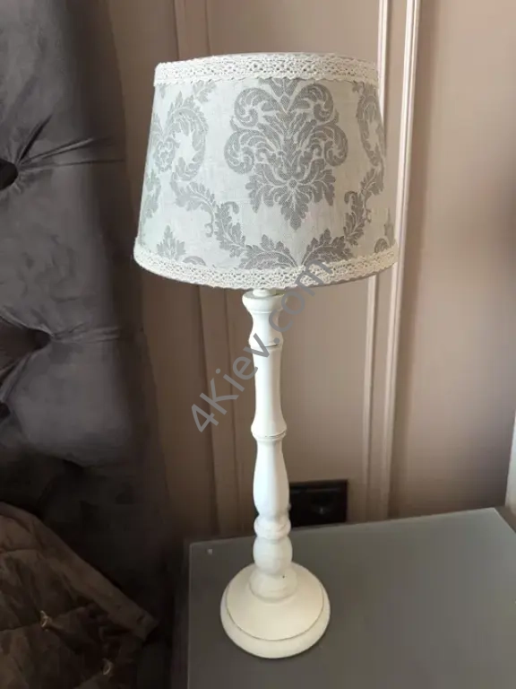 Настільна лампа-торшер