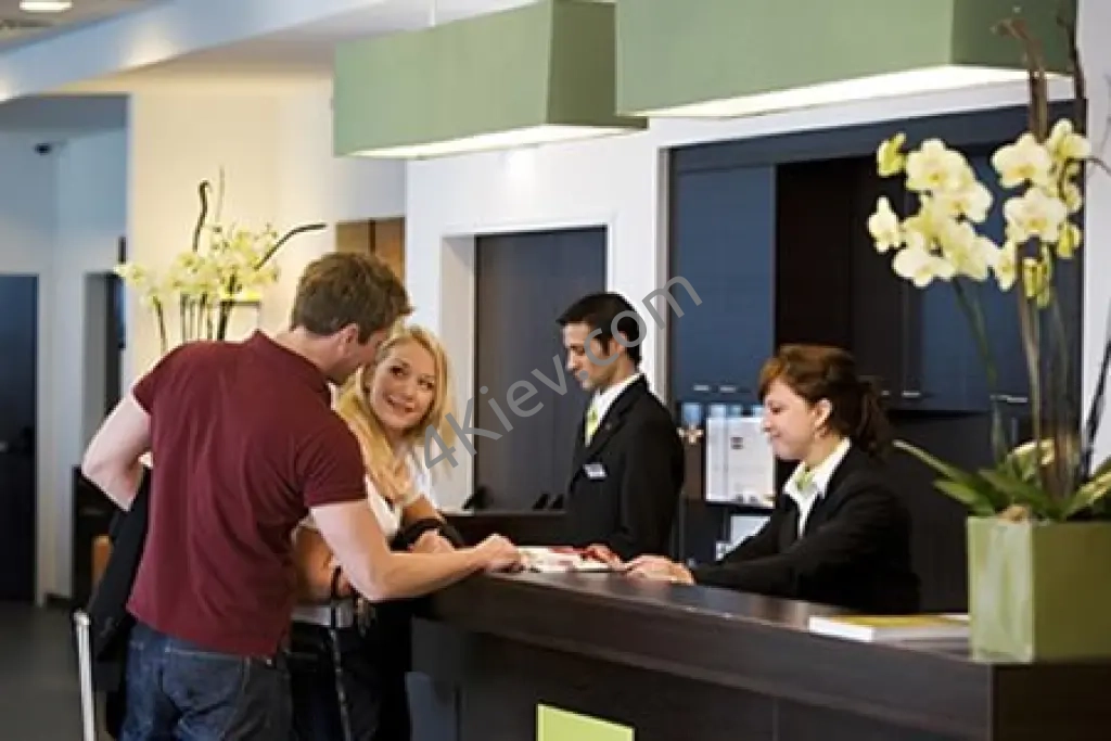 Адміністратор рецепції (нічні зміни)