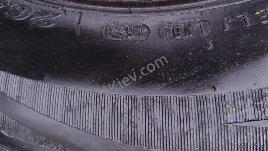 Диски з зимовою резиною 265/70/R16