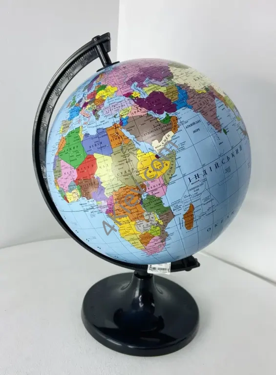 Глобус політичний