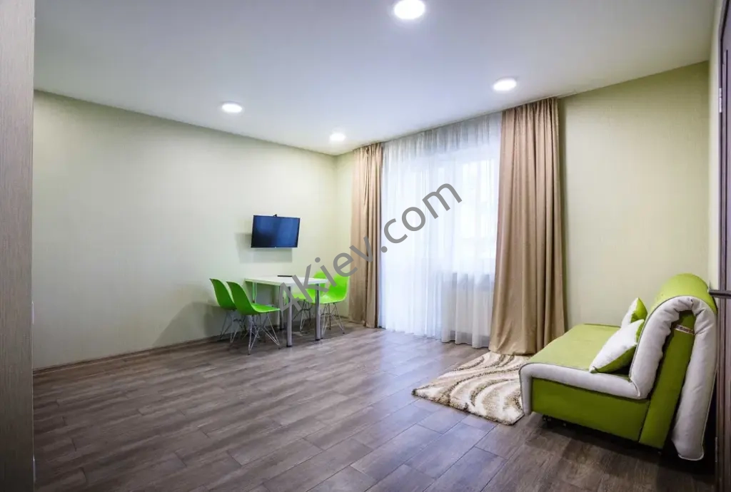 Своя однокімнатна ЖК "Кампус" по Нижньоключовій 14, без комиссии.