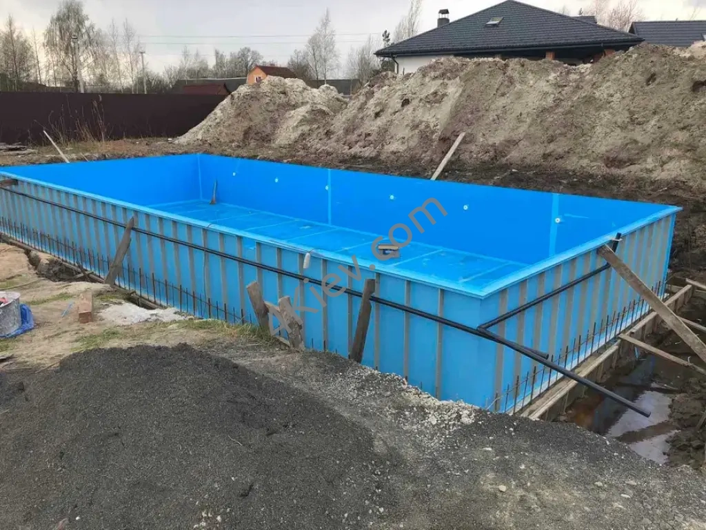 Чаша для басейну