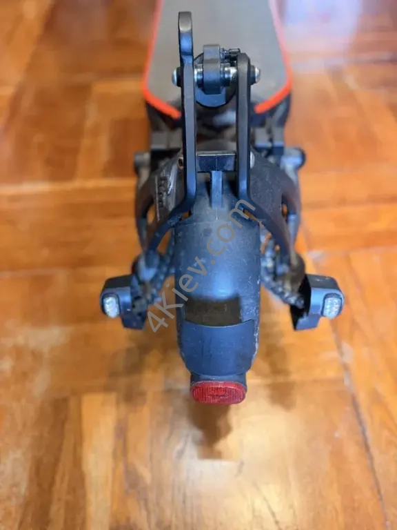 Самокат електро Ninebot KickScooter f65i