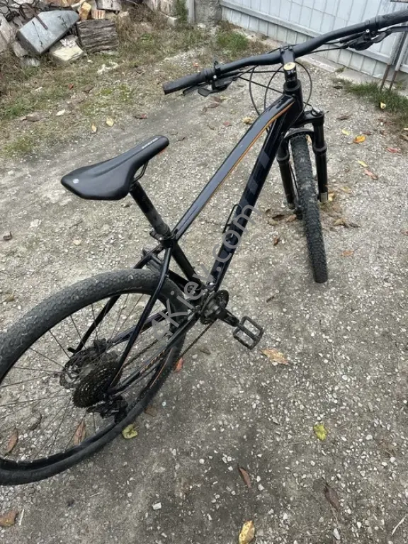 Продам горный велосипед Scott чёрный