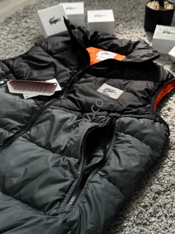 ЖИЛЕТКА NIKE SPORTSWEAR STORM-FIT WINDRUNNER