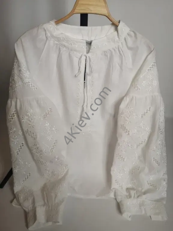 Натуральна жіноча біла вишиванка S, M, L, XL