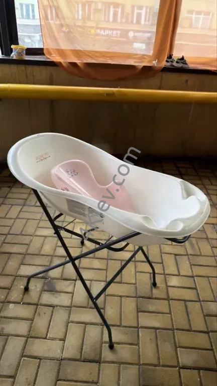 Ванночка з горкою і підставкою